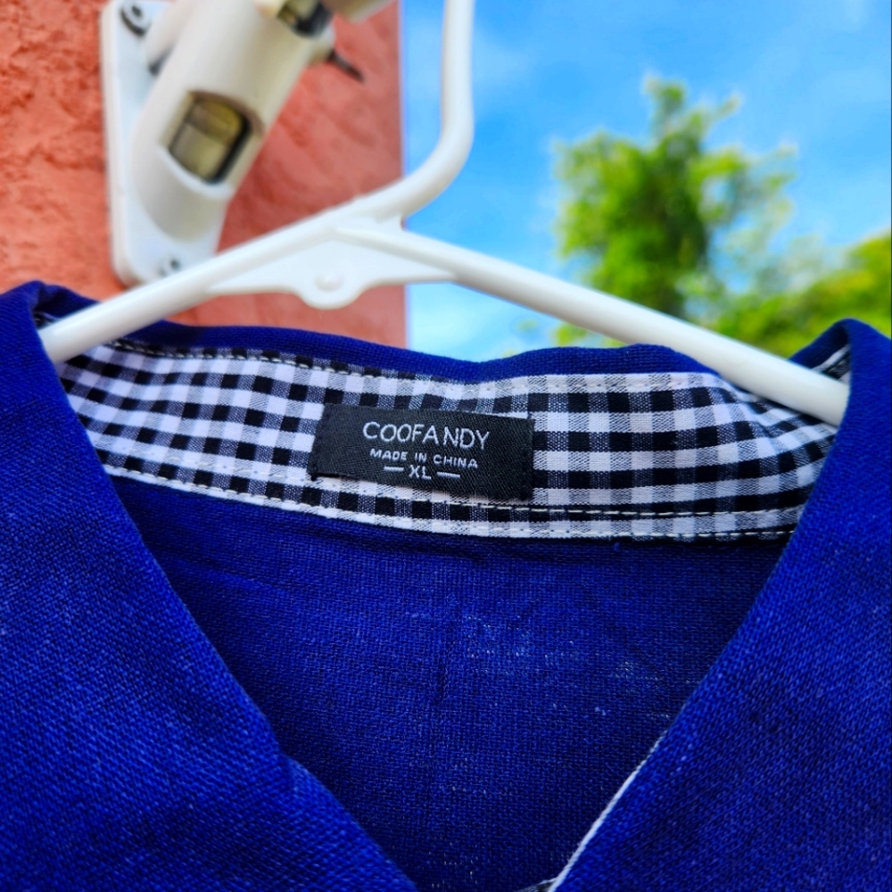 Mens short sleeve button down. Worn maybe twice.
